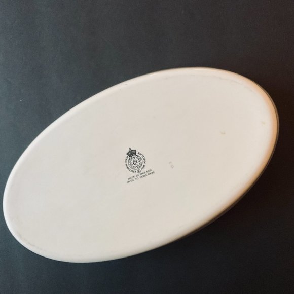 ROYAL WORCESTER "Evesham" Medium Oval Serving Dish EUC - Picture 3 of 6